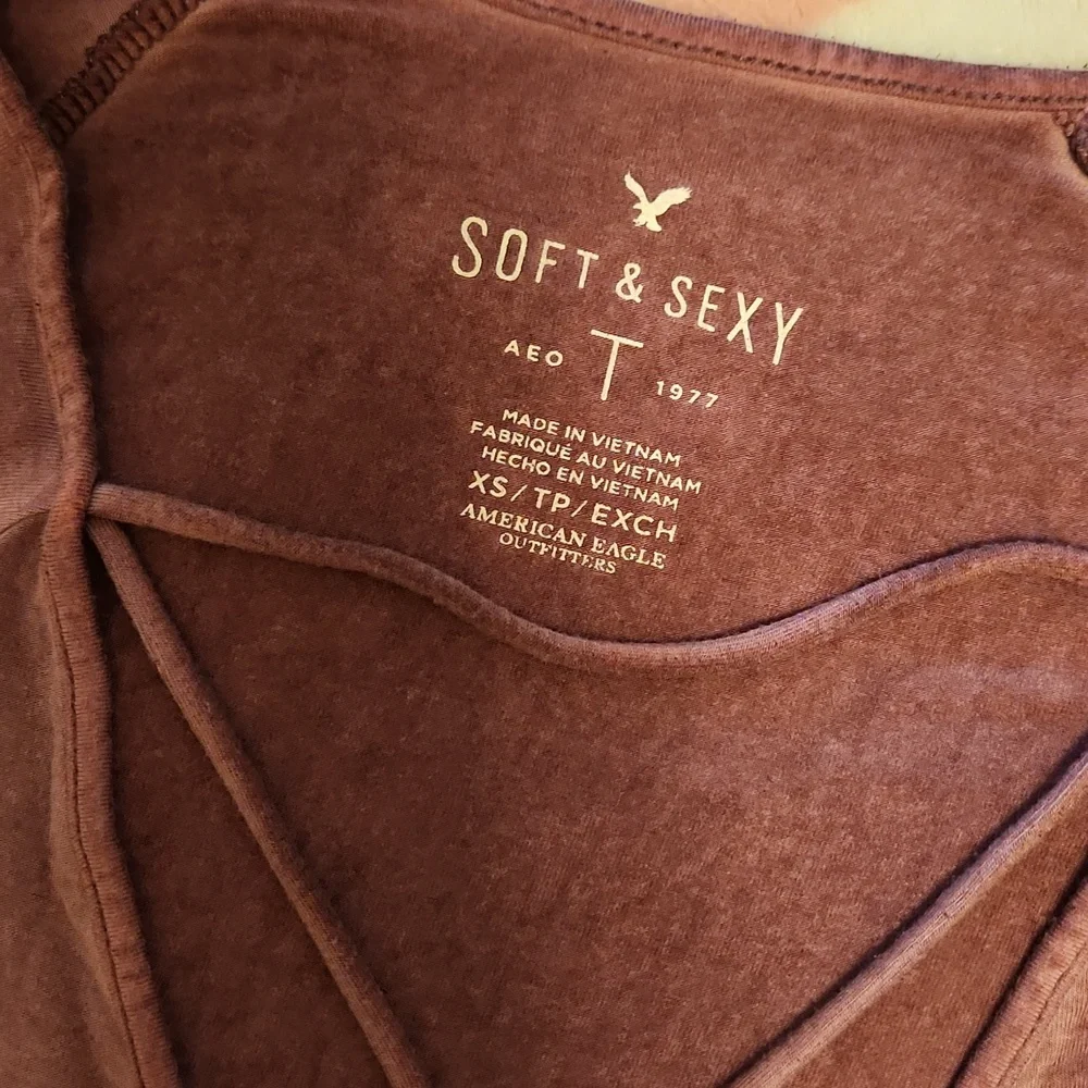 Women's Mauve Top - Picture 2 of 2